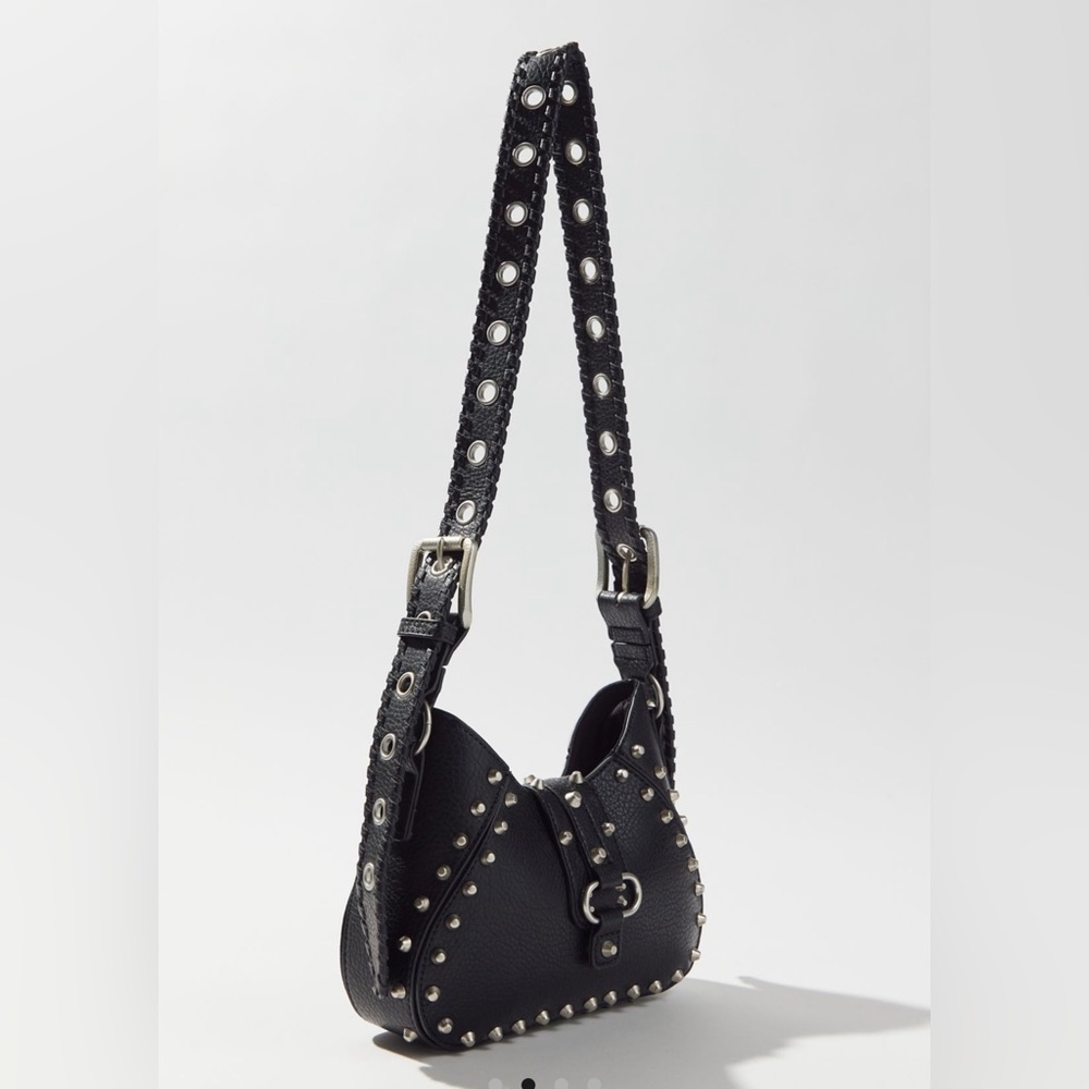 Shoulder bag